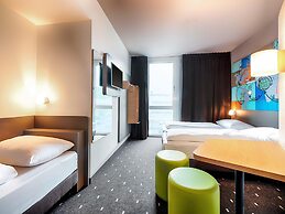B&B Hotel Stuttgart-Neckarhafen