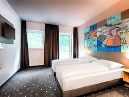 B&B Hotel Stuttgart-Neckarhafen