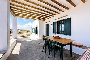 Traditional Villa 5 Mins on Foot From the Beach