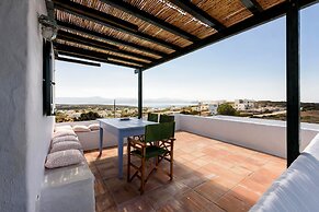 Traditional Villa 5 Mins on Foot From the Beach