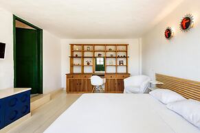 Traditional Villa 5 Mins on Foot From the Beach