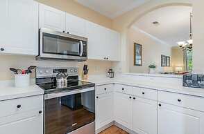 Wedgewood #523 2 Bedroom Condo by RedAwning