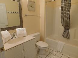 Wedgewood #523 2 Bedroom Condo by RedAwning