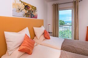 Marina de Lagos Penthouse - 250m From Beach