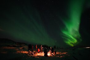 Arctic Rooms Aurora