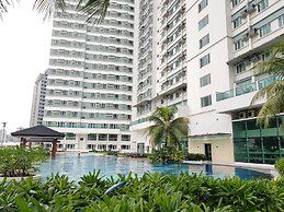 Studio Unit at The Beacon Makati