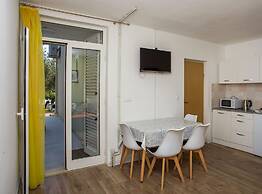 Apartments Glavor