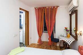 Rooms Fausta Old Town