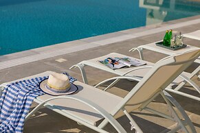 Villa Andromeda Sea Caves