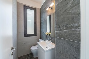 Villa Andromeda Sea Caves