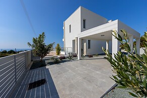 Villa Andromeda Sea Caves