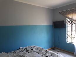 C- Land Guest house Meyerton