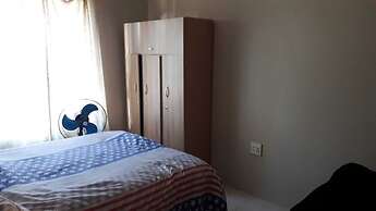 C- Land Guest house Meyerton