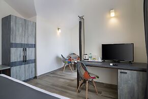 Stone Wood Beach Resort