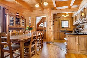 Beautiful Large Villa in Tylmanowa