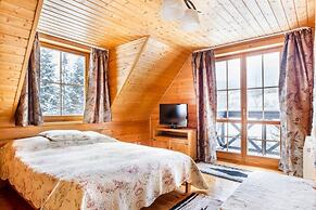 Beautiful Large Villa in Tylmanowa