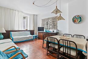 Camogli Bright Apartment with Parking