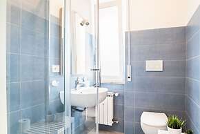 Chiavari Colorful Flat with Garage