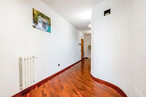 Bari Waterfront Apartment