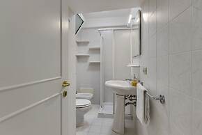 Dimora del Delfino Curioso