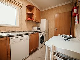 Portugal Rentals Vila da Praia Apartments