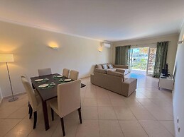 Portugal Rentals Vila da Praia Apartments