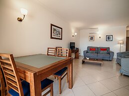 Portugal Rentals Vila da Praia Apartments