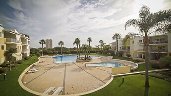 Portugal Rentals Vila da Praia Apartments