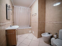 Portugal Rentals Vila da Praia Apartments