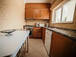 Portugal Rentals Vila da Praia Apartments