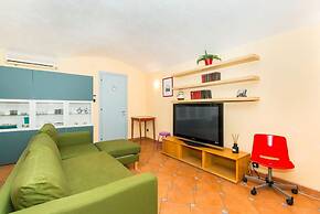 Porta Nuova Central Flat with Balcony