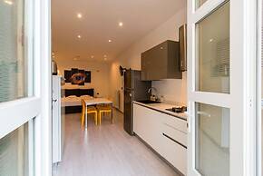 Mole Antonelliana & Royal Gardens Cozy Studio