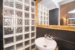 Piazza Vittorio Veneto Elegant Flat