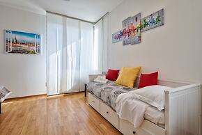 Porta Nuova & Valentino Apartment