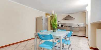Asti City Center Apartment