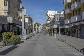 Lignano Sabbiadoro Flat with Garage