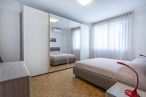 Udine Palazzo d'Aronco Modern Apartment