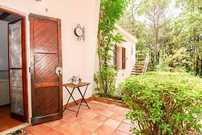 Monte Malbe Charming Villa with Garden and Parking
