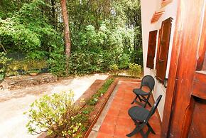 Monte Malbe Charming Villa with Garden and Parking