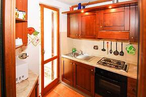 Monte Malbe Charming Villa with Garden and Parking