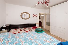 Borgo Santa Lucia Apartment with Private Parking & Garden
