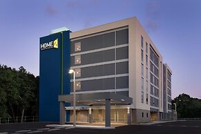 Home2 Suites by Hilton Tampa Westshore Airport, FL