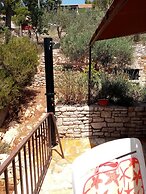 Seafront Apartment Dana