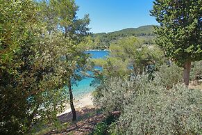 Seafront Apartment Dana