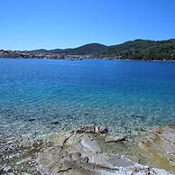 Seafront Apartment Dana