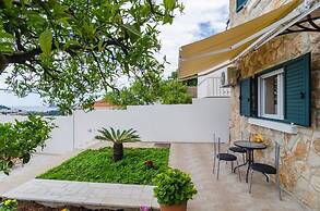 Apartments Lena & Lara