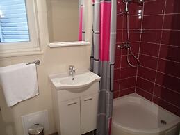 House Karlo Apartments