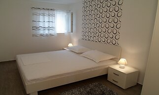 House Karlo Apartments