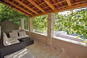 Stone House Mia - Prihonja