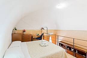 Castello Ursino Balcony Apartment